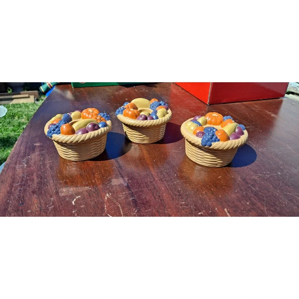 3- Vintage Taper Candle Holders,‎ Thanksgiving Basket Of Plenty